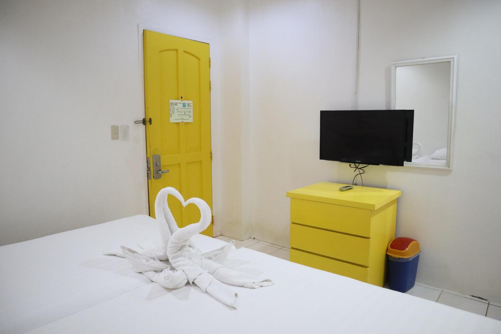 Island Inn Balabag  Екстер'єр фото