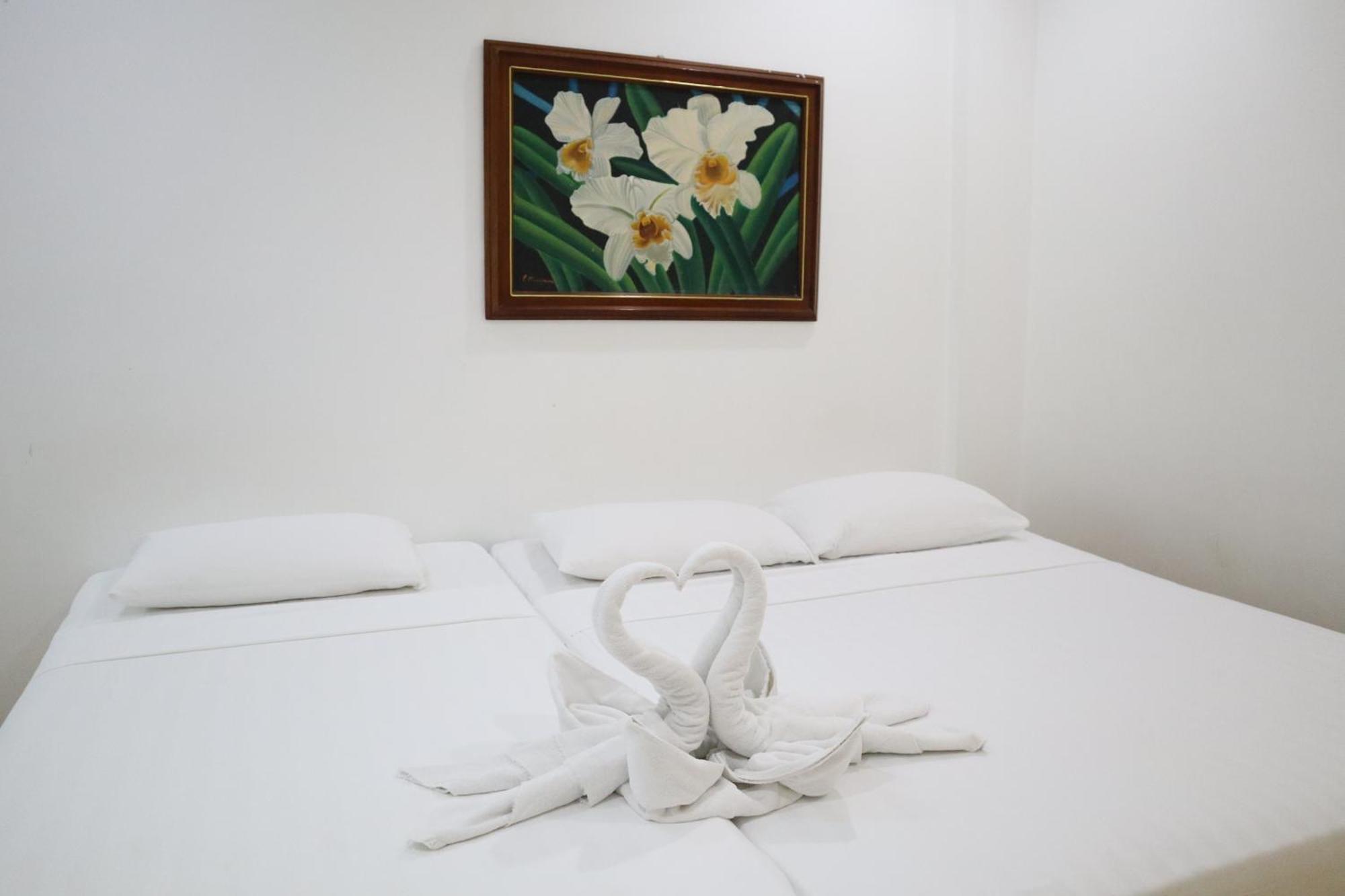 Island Inn Balabag  Екстер'єр фото