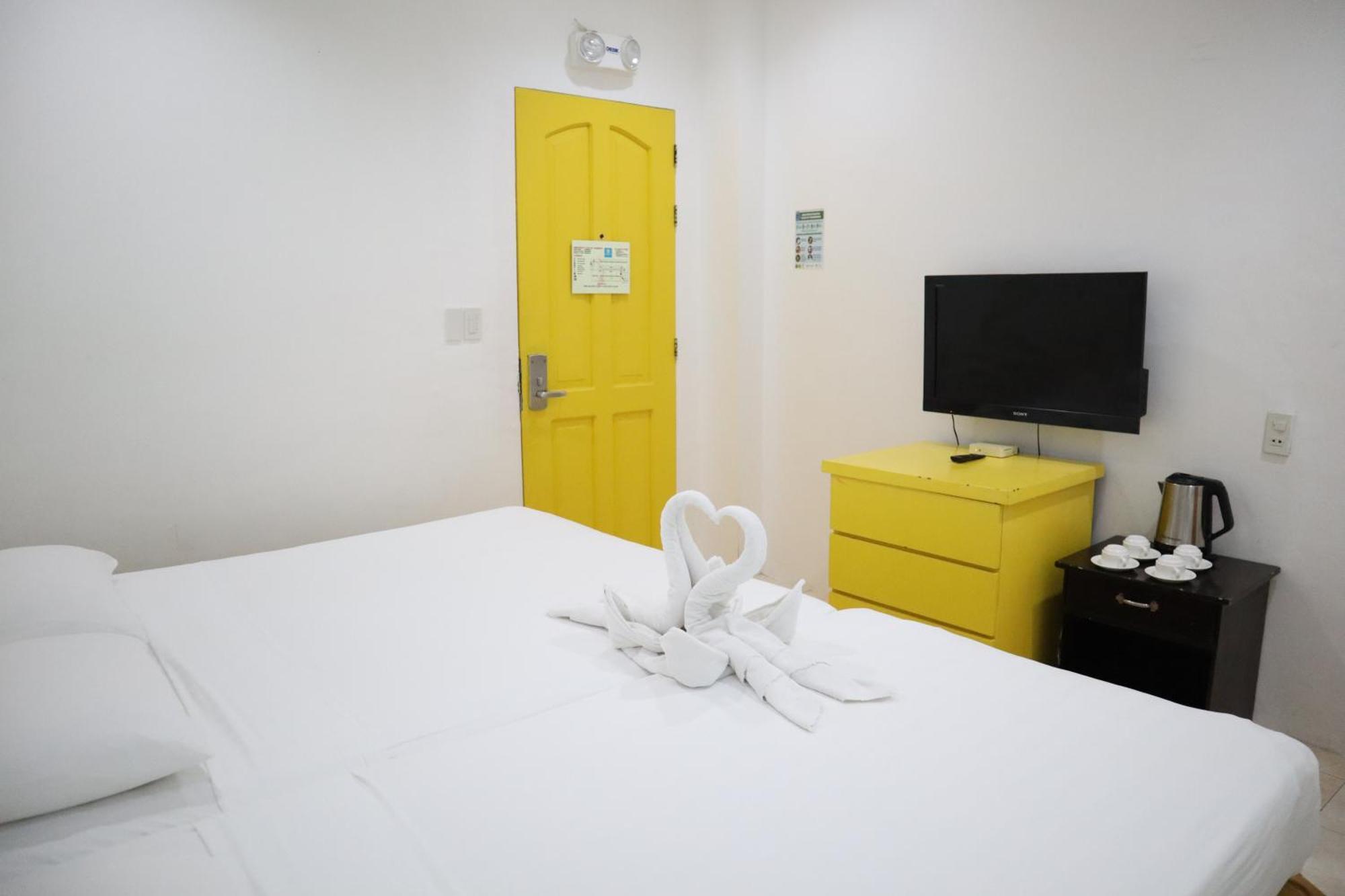 Island Inn Balabag  Екстер'єр фото