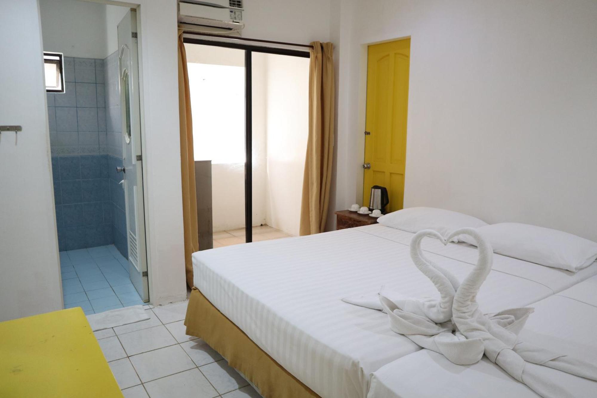 Island Inn Balabag  Екстер'єр фото