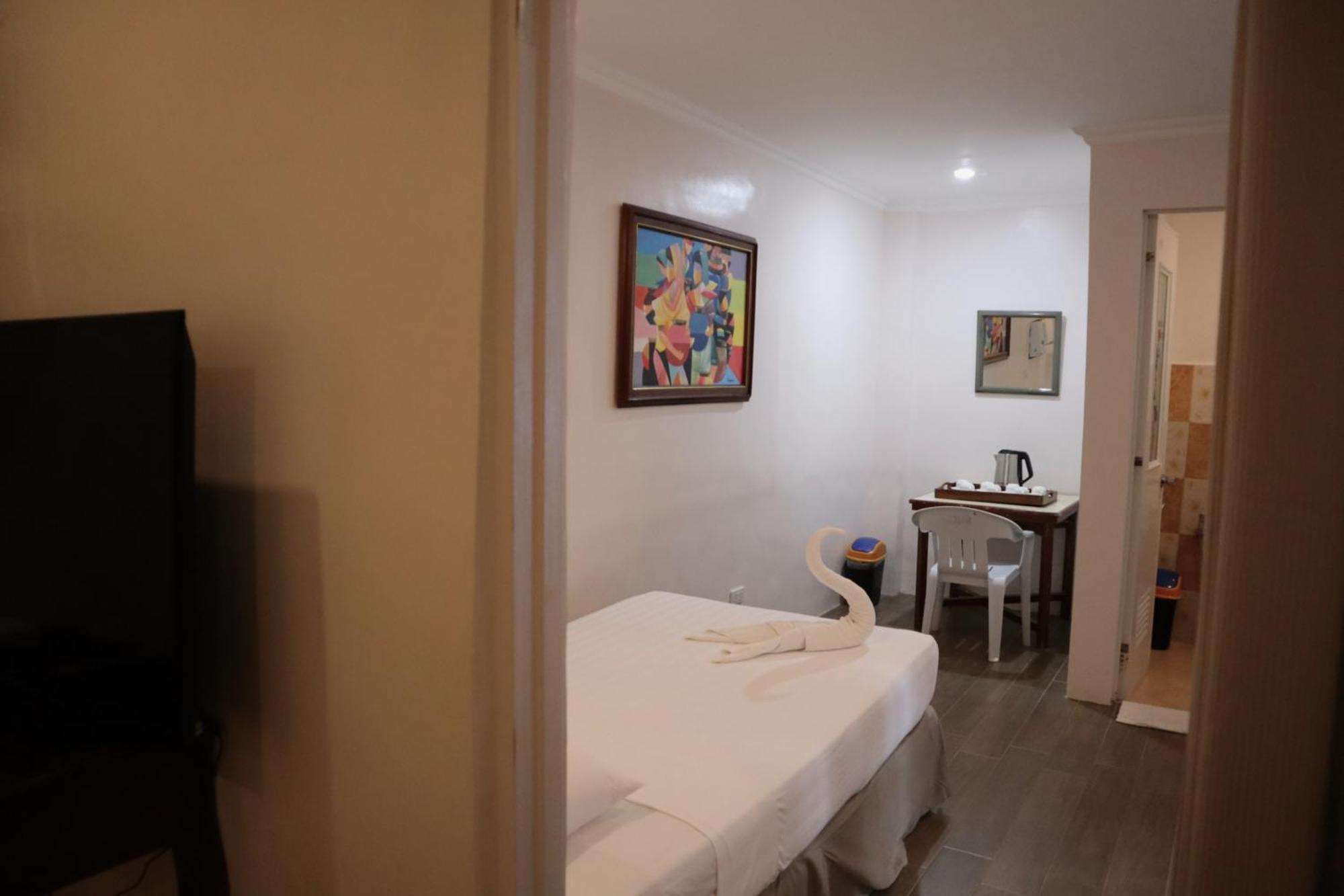 Island Inn Balabag  Екстер'єр фото