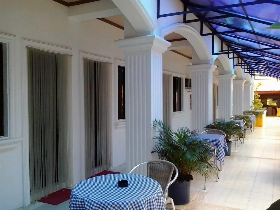 Island Inn Balabag  Екстер'єр фото
