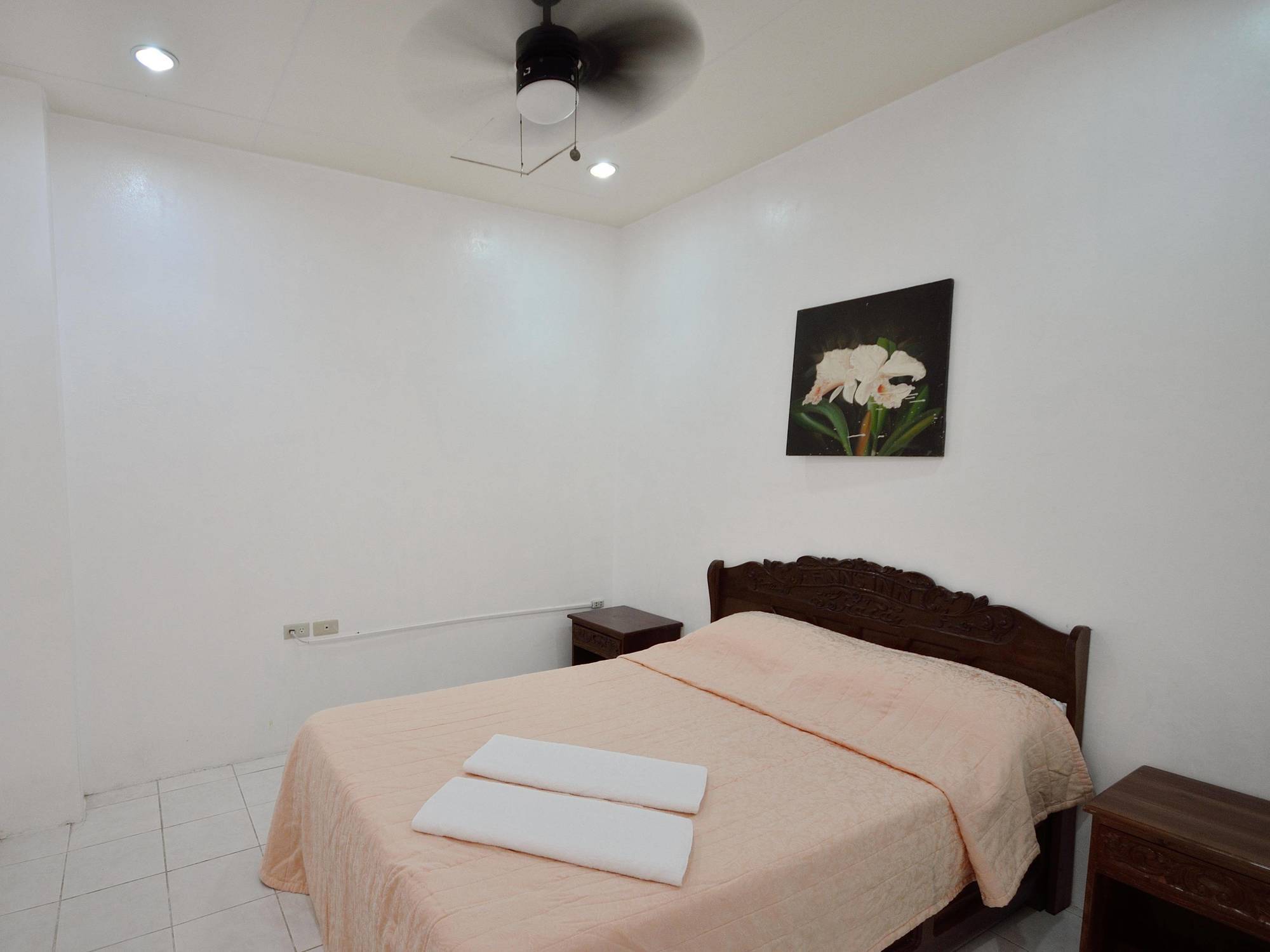 Island Inn Balabag  Екстер'єр фото