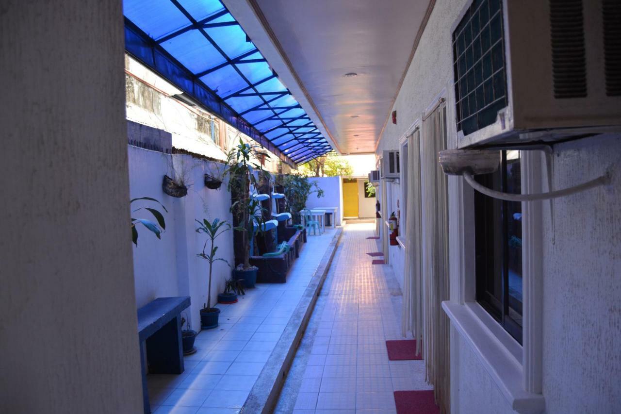 Island Inn Balabag  Екстер'єр фото