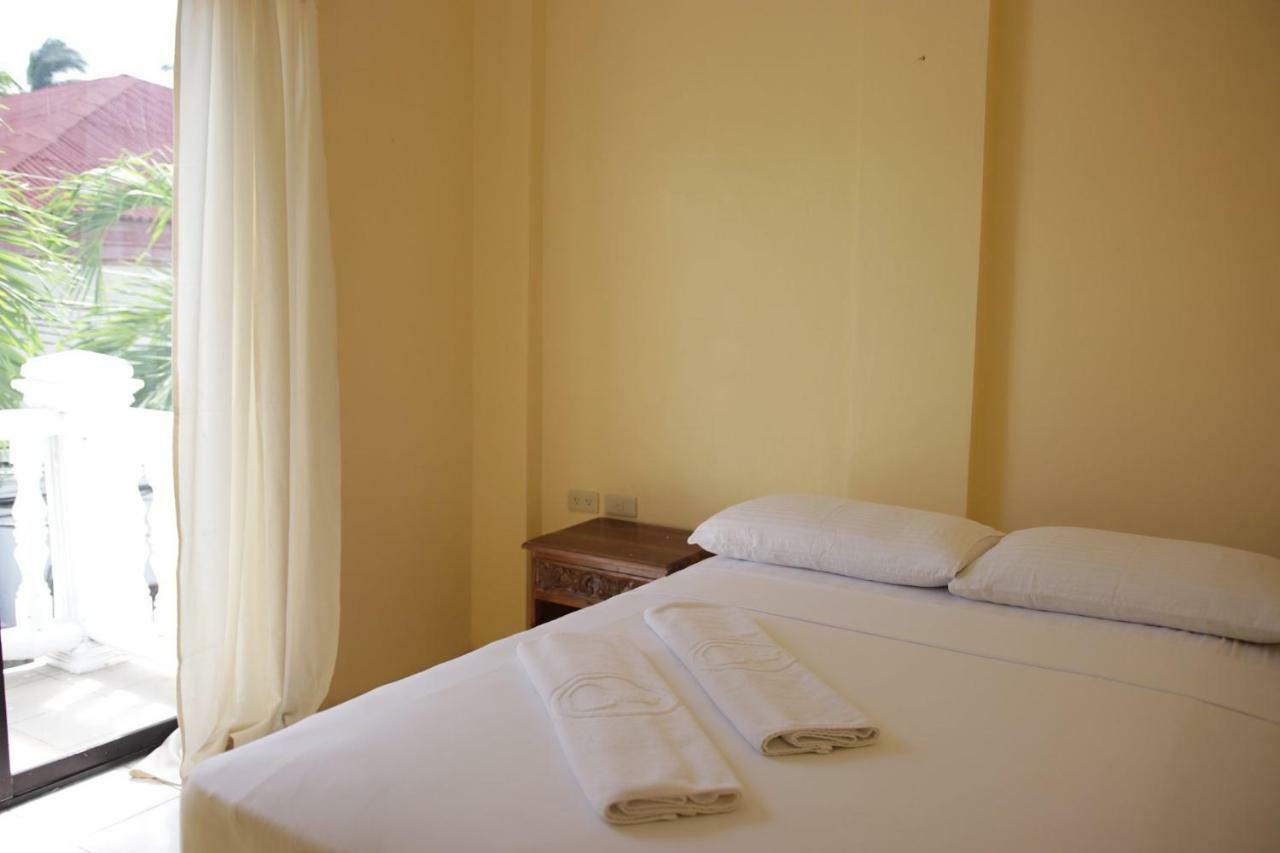 Island Inn Balabag  Екстер'єр фото